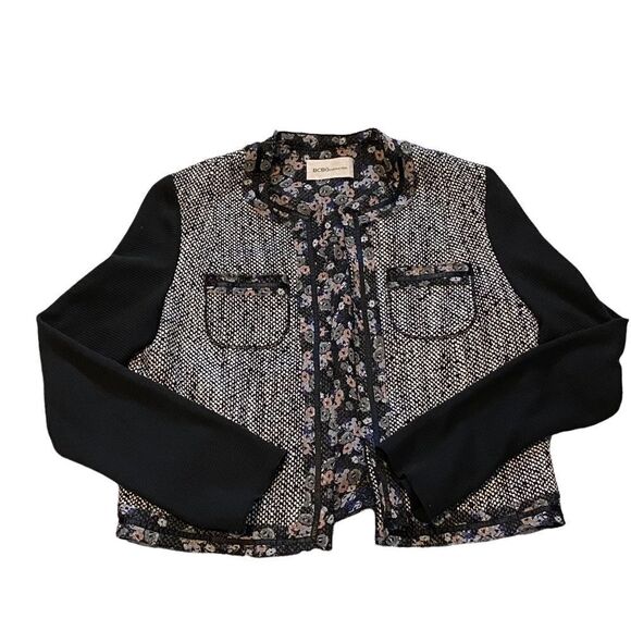 BCBG - GENERATION - EYE CATCHING WOMEN’S BLACK, WHITE & FLORAL TWEED JACKET- B16 - Picture 1 of 9